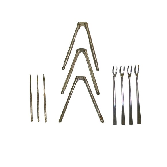 Vintage lot of 3 Nut Crackers, 3 Picks, & 4 Cocktail Seafood Forks - Picture 2 of 6